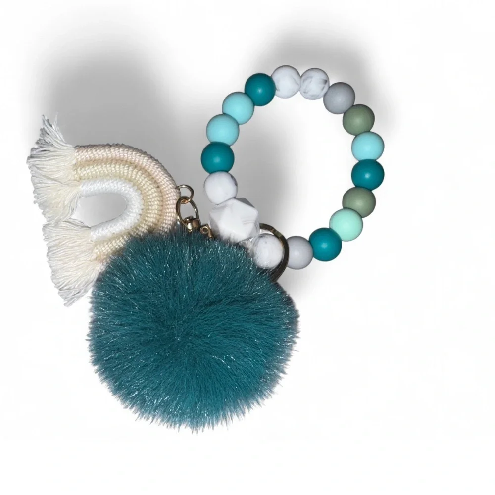 Saltwater Serenity Women’s Silicone Beaded Keychain